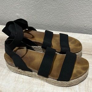 Steve madden womens sandals